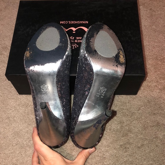 High heels - Picture 4 of 6